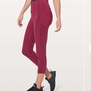 EUC lululemon ATRP ruby wine sz 4